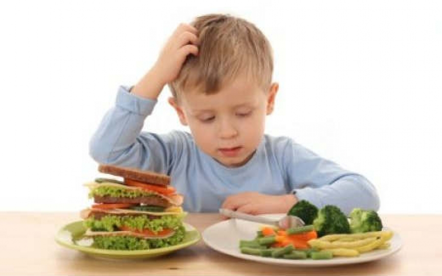Εκπαιδεύστε το παιδί σας να τρώει λαχανικά